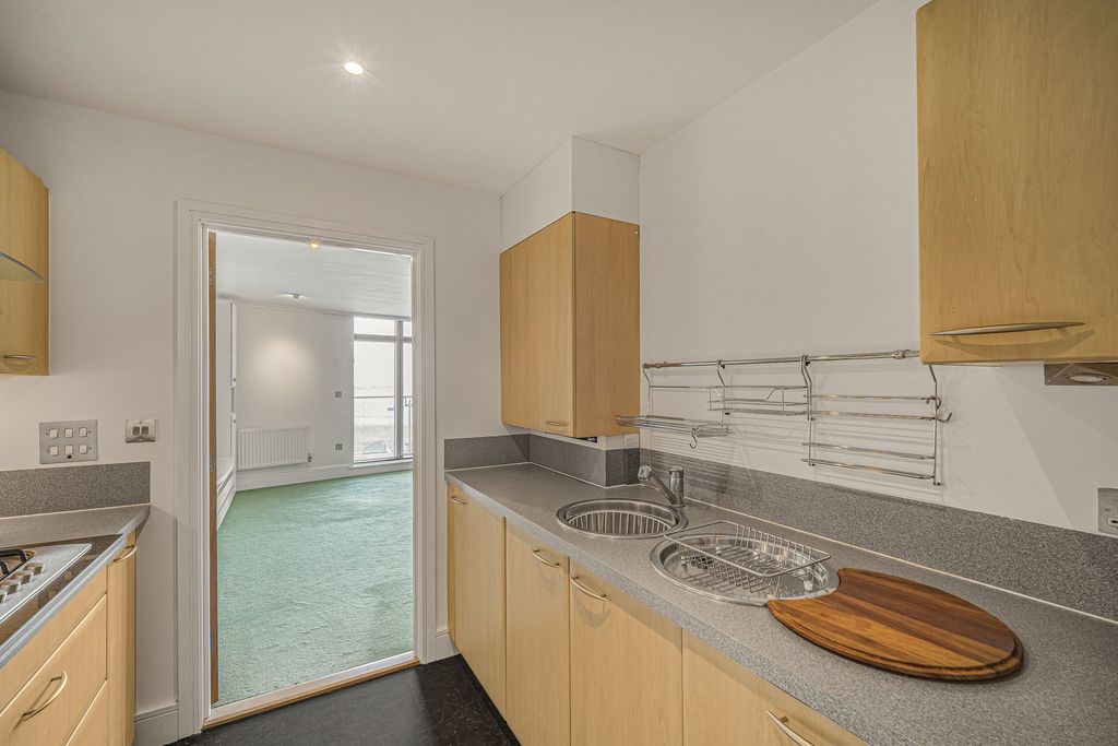 Additional image 20 of 1 bed flat for saleWindsor Esplanade, Cardiff CF10