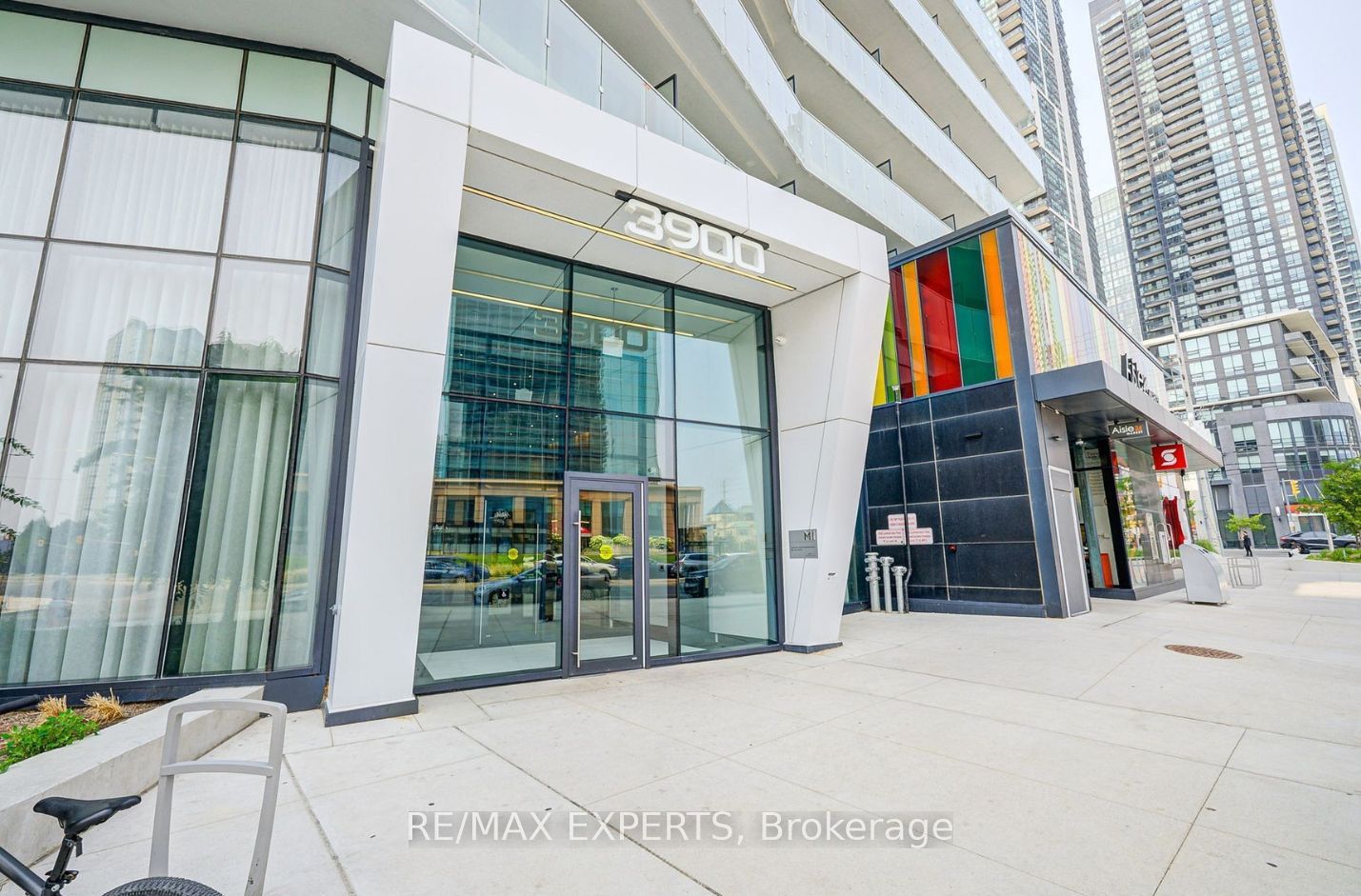 Additional image 2 of 2710-3900 Confederation Parkway, Mississauga, ON, L5B 0M3