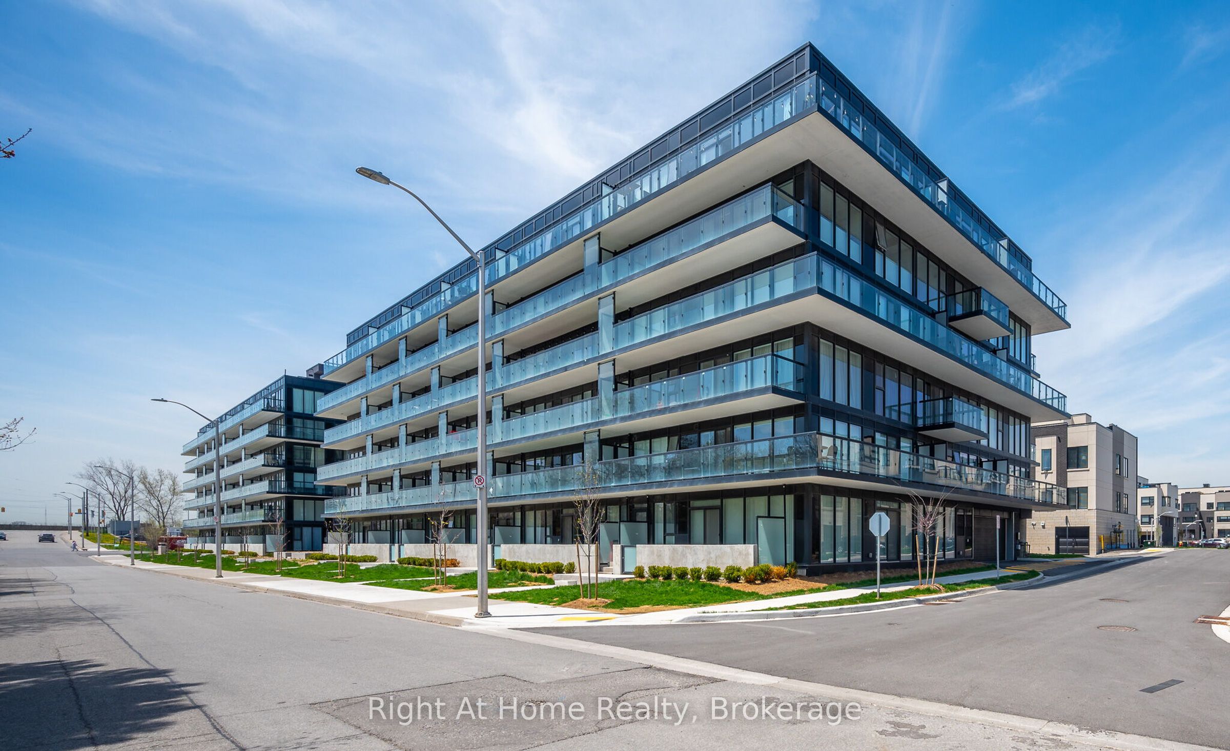 Additional image 2 of B426-1119 Cooke Boulevard, Burlington, ON, L7T 0C7