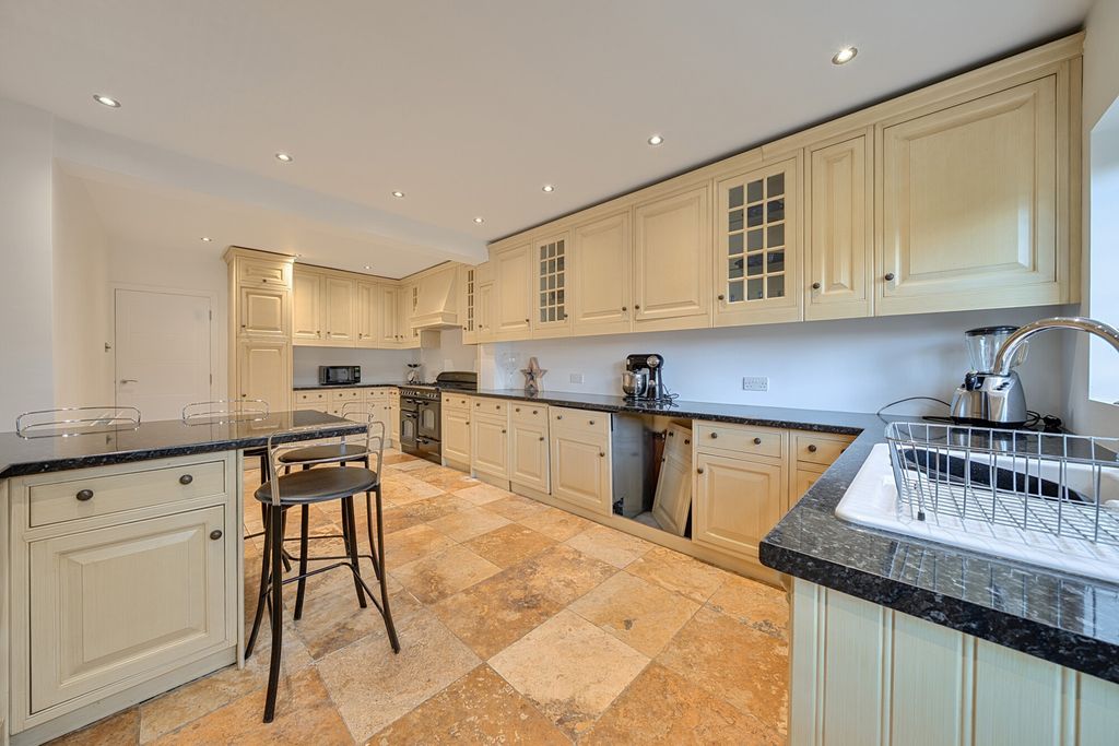 Additional image 9 of 3 bed detached house for saleBlendon Drive, Bexley DA5