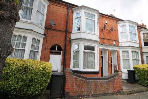 Eastleigh Road, West End, Leicester LE3