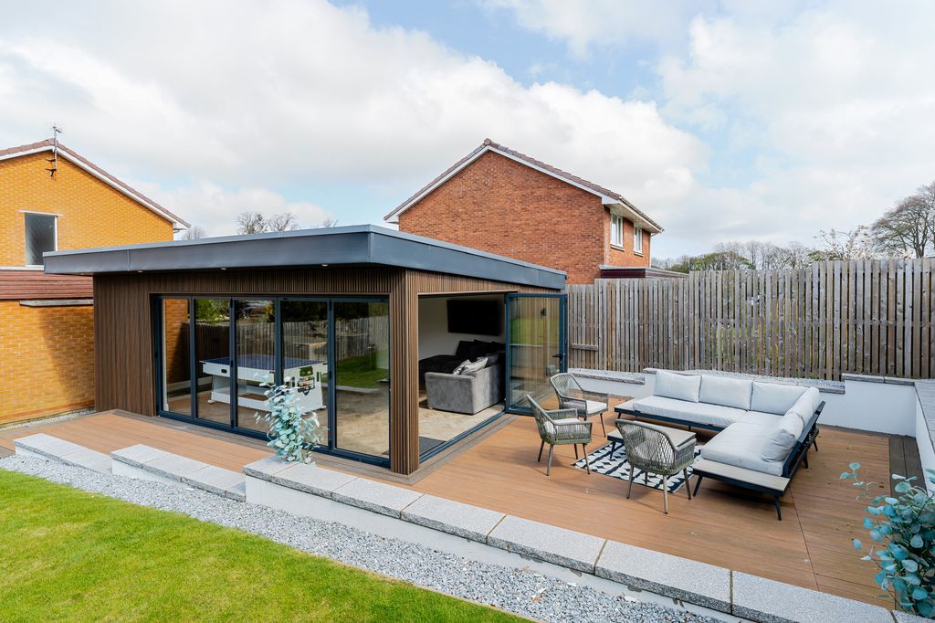 Additional image 2 of 4 bed detached house for sale16 Newmills Road, Balerno, Edinburgh EH14
