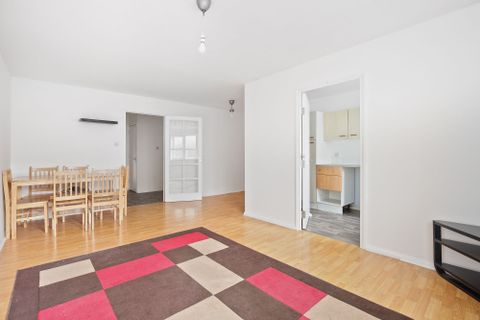 Draycott Close, London NW2