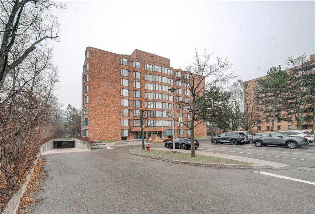 Additional image 3 of 201-200 Limeridge Road W, Hamilton, ON, L9C 7M7