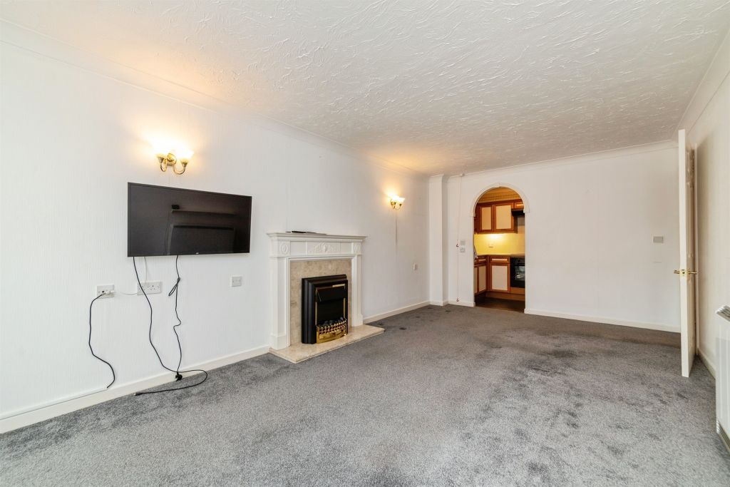 Additional image 9 of 1 bed flat for saleHigh Street, Baldock SG7