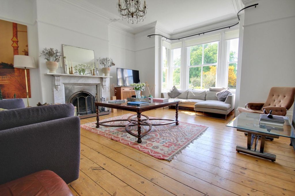 Additional image 3 of 5 bed town house for saleWestwood Road, Beverley HU17