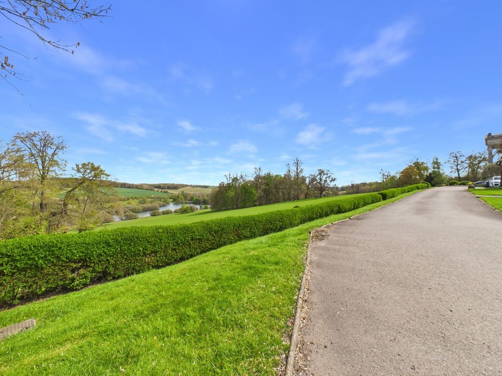 Additional image 19 of 3 bed flat for saleMissenden Road, Amersham, Buckinghamshire HP7