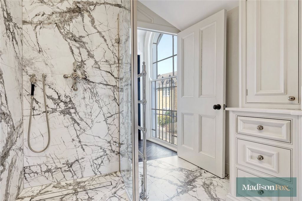 Additional image 30 of 5 bed detached house for saleQueens Road, Buckhurst Hill, Essex IG9