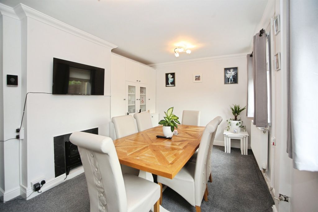 Additional image 4 of 3 bed semi-detached house for saleHeol-Yr-Onen, Caerphilly CF83