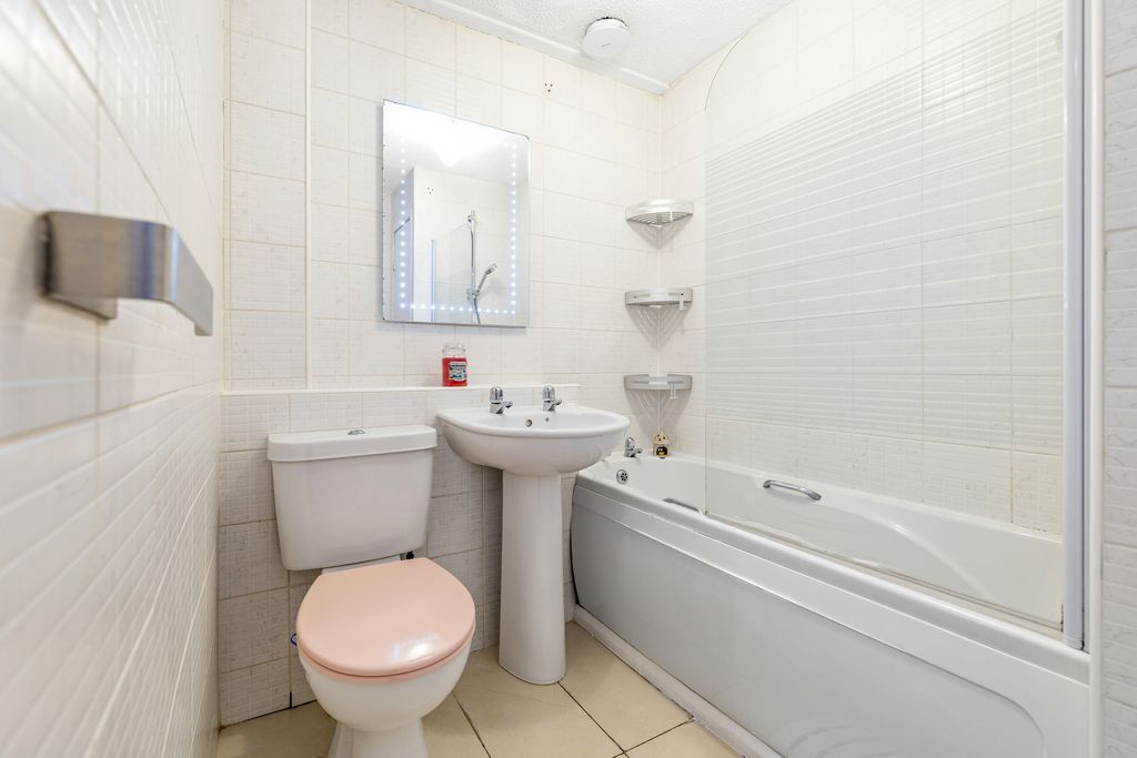 Additional image 12 of 2 bed flat for sale45/6 Double Hedges Park, Liberton, Edinburgh EH16