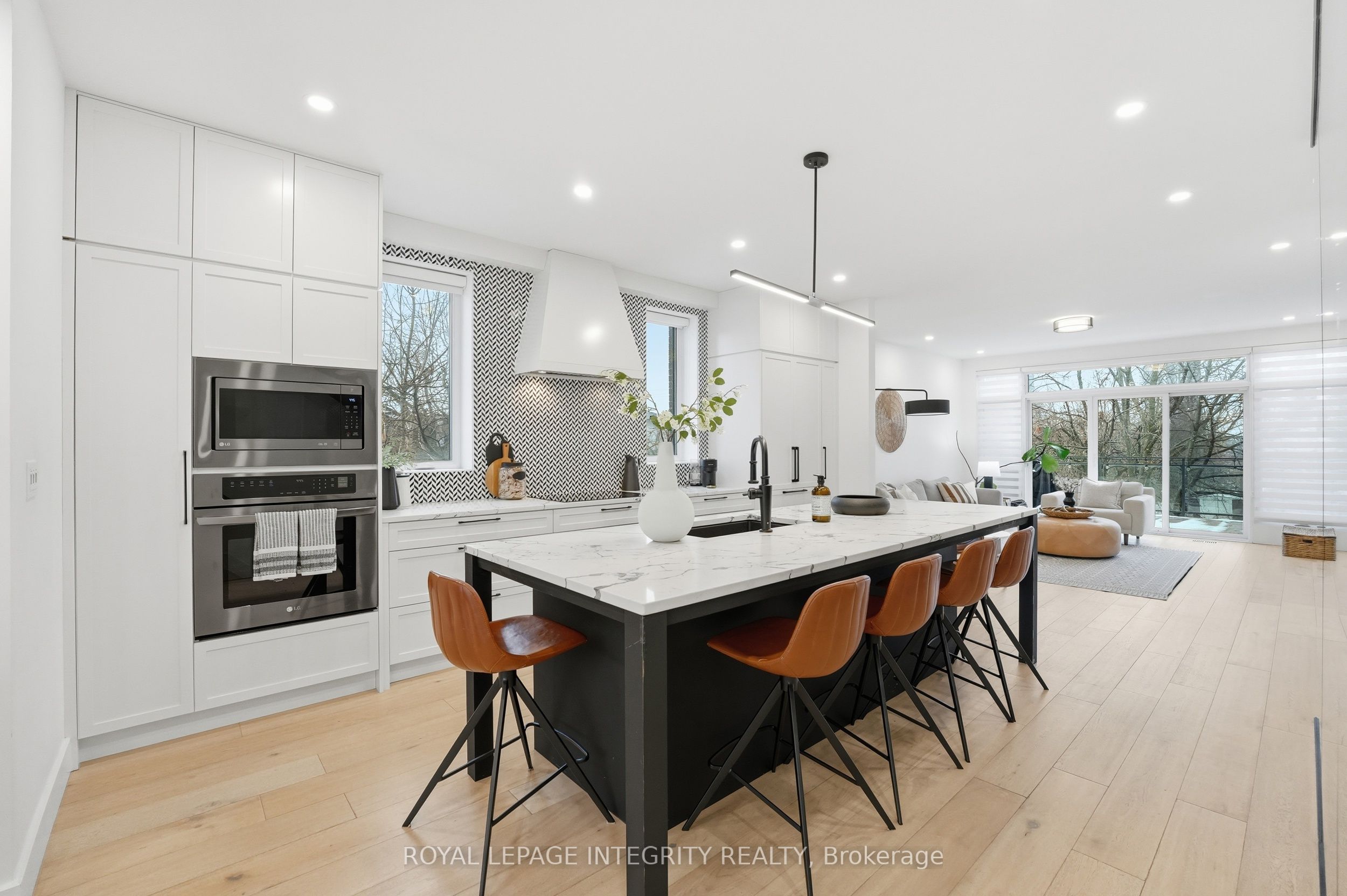 Additional image 4 of 221 Wesley Avenue, Ottawa, ON, K1Z 7A2