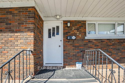 Additional image 4 of 2024 Othello Avenue, Ottawa, ON, K1G 2A6