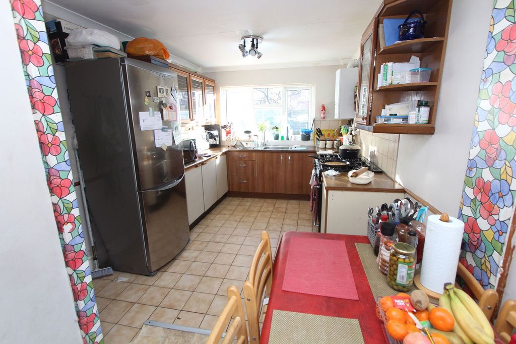 Additional image 4 of 5 bed detached house for saleDarbys Hill Road, Tividale, Oldbury. B69