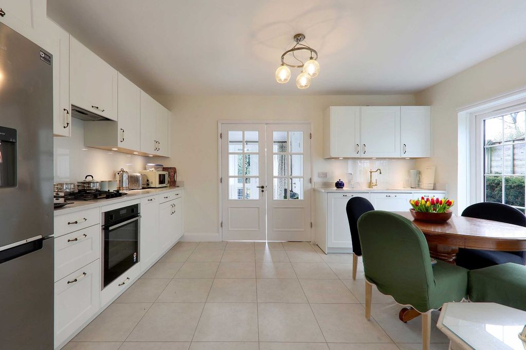 Additional image 3 of 2 bed semi-detached house for saleHorseshoe Crescent, Beaconsfield, Buckinghamshire HP9