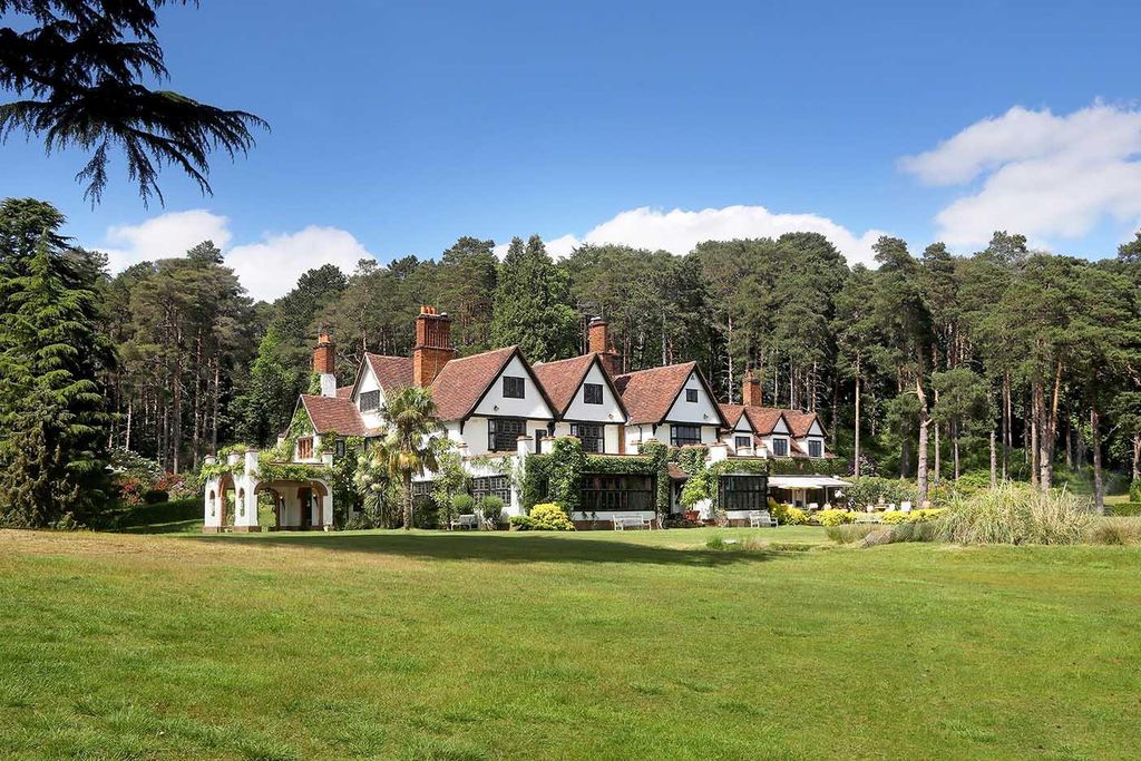Additional image 12 of 7 bed detached house for saleChertsey Road, Windlesham, Surrey GU20