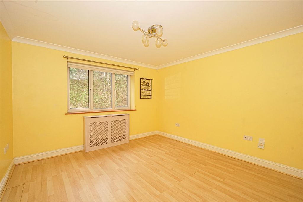 Additional image 6 of 2 bed flat for saleBeachy Head View, St. Leonards-On-Sea TN38