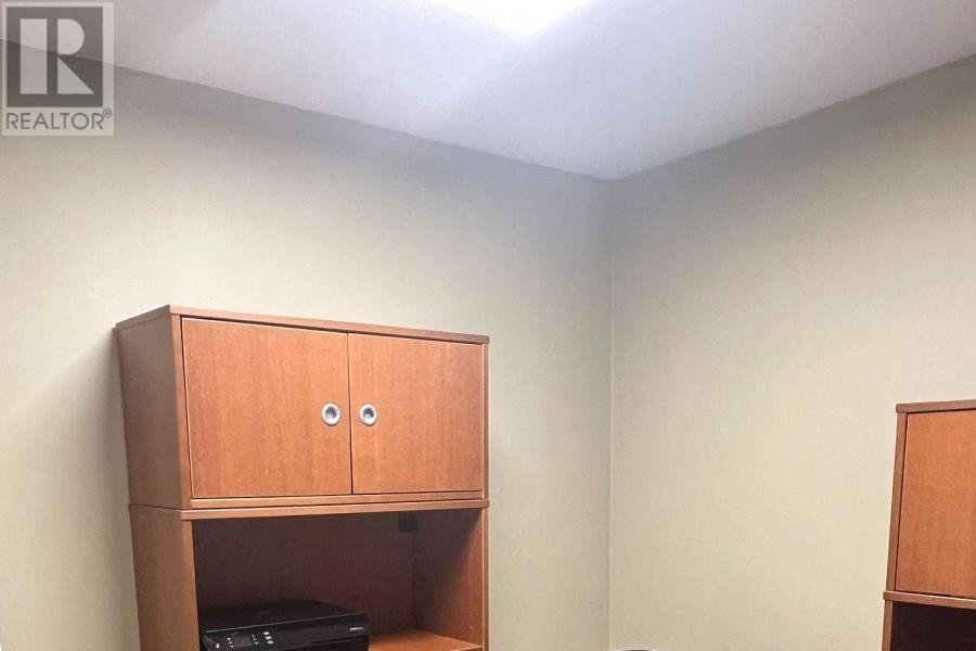 Additional image 6 of 823 College Street, Toronto, ON, M6G1C9