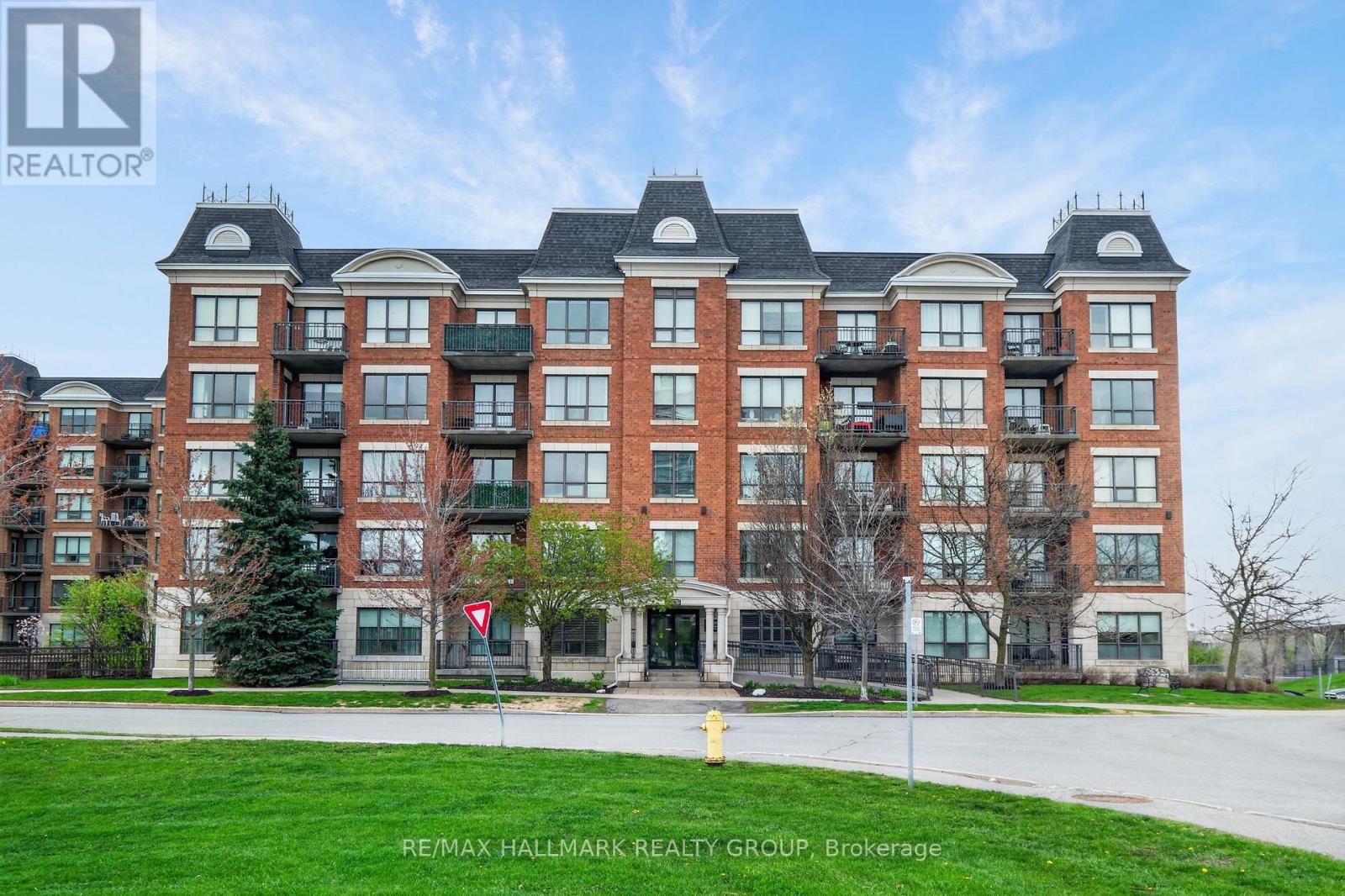 301 - 1005 BEAUPARC PRIVATE