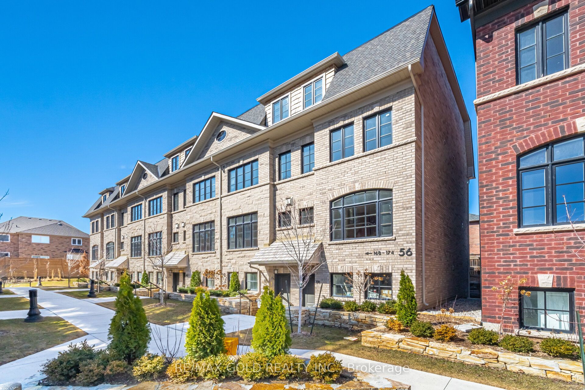 172-56 Lunar Crescent, Mississauga, ON, L5M 2R4