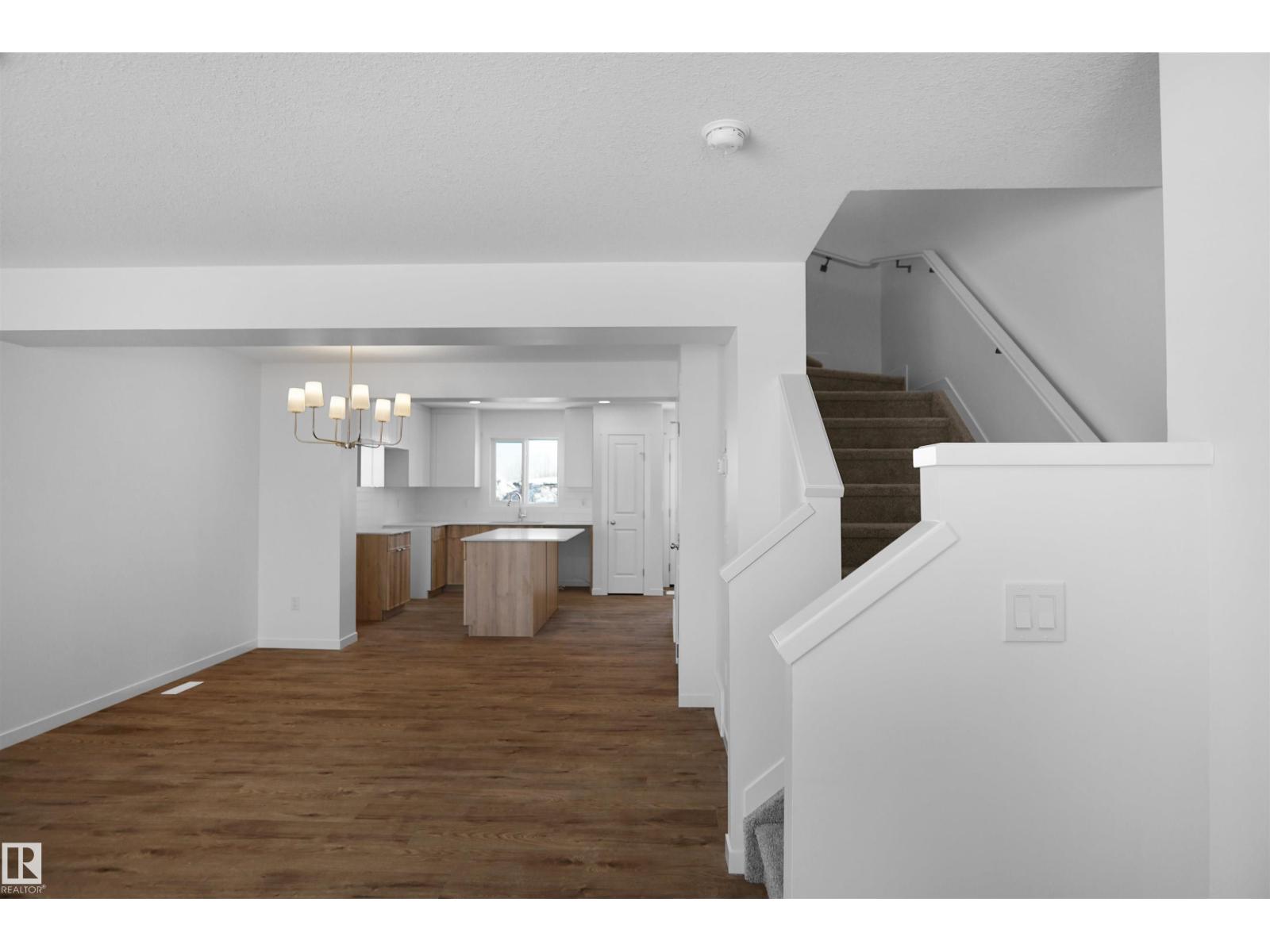 Additional image 2 of 423 Aster Drive NW, Edmonton, AB, T6T2N8
