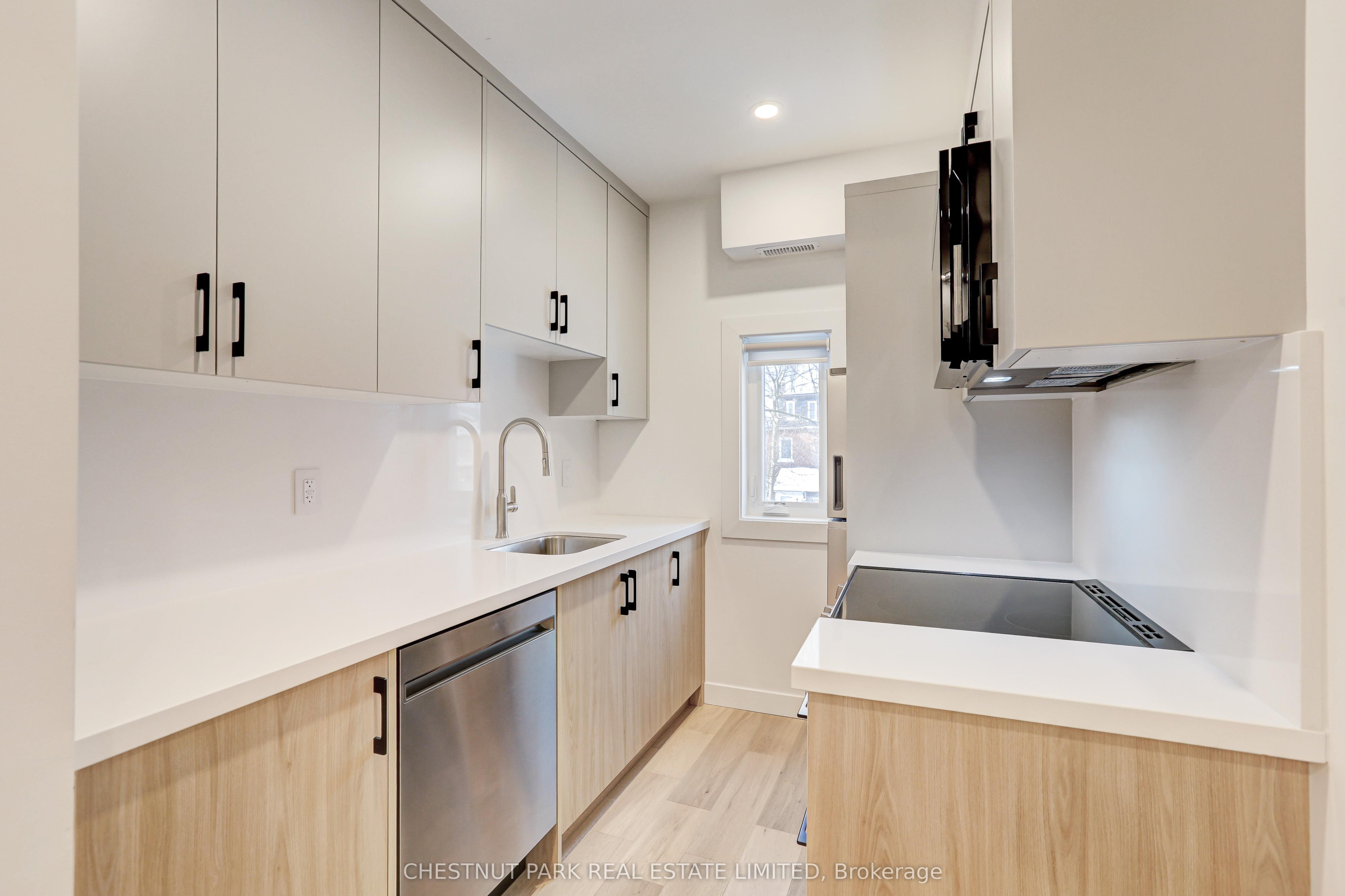 Additional image 3 of Unit 3-326 St George Street, Toronto, ON, M5R 2P5