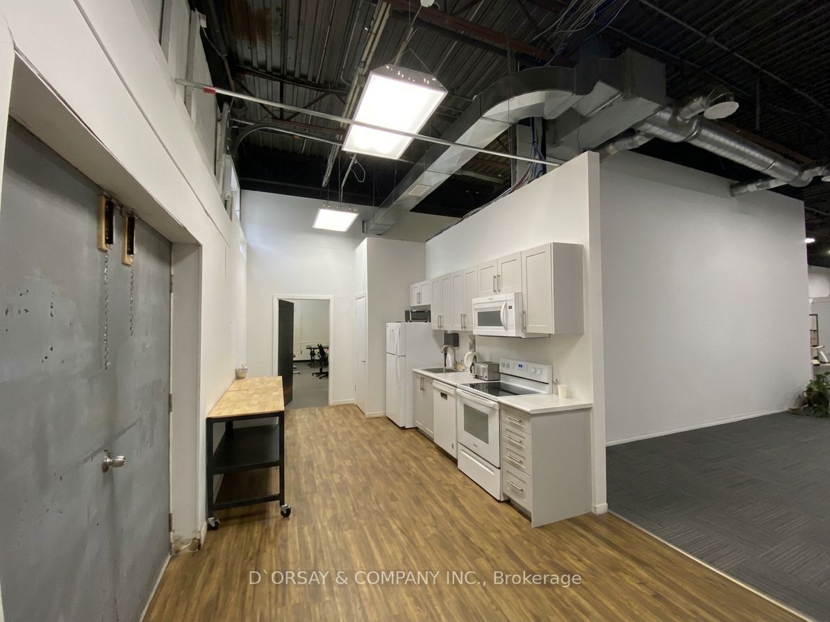 Additional image 3 of 115 Miranda Avenue, Toronto, ON, M6B 3W8