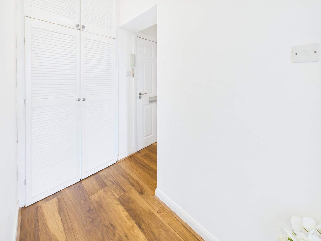Additional image 10 of 2 bed flat for saleLynwood Court, Drysgol Road, Radyr, Cardiff. CF15