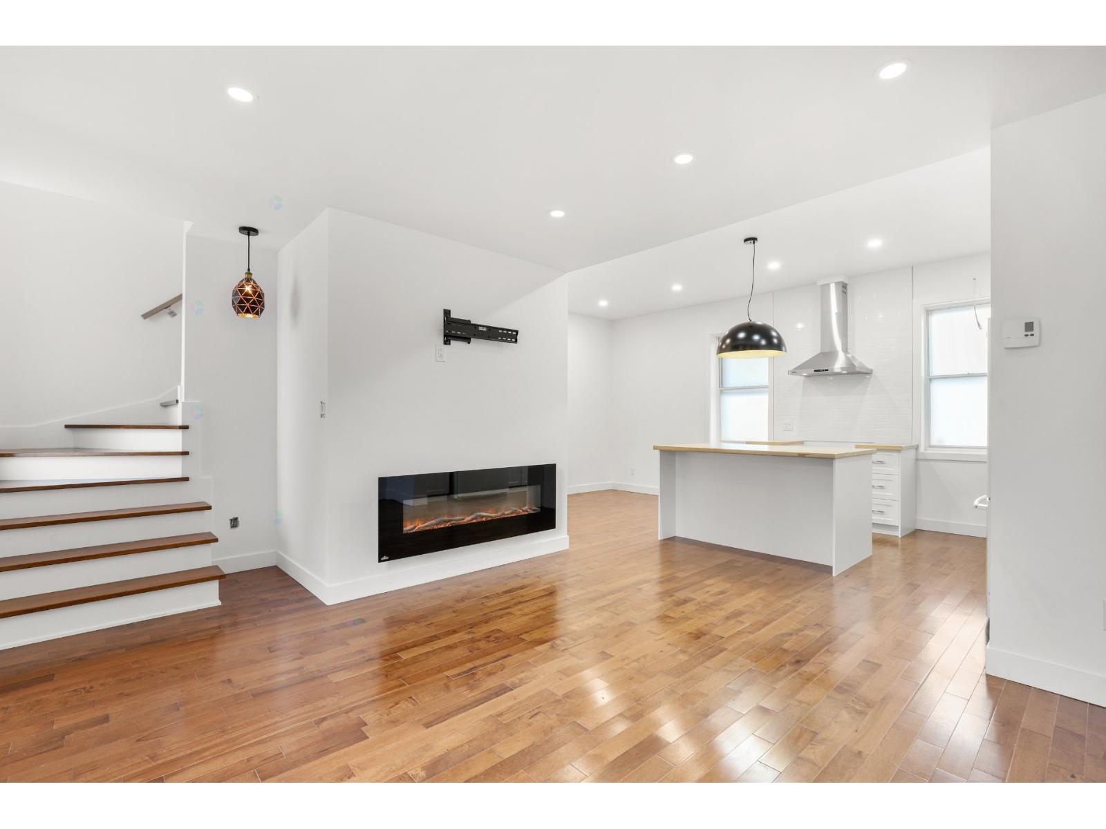 230 Av. Ouellette