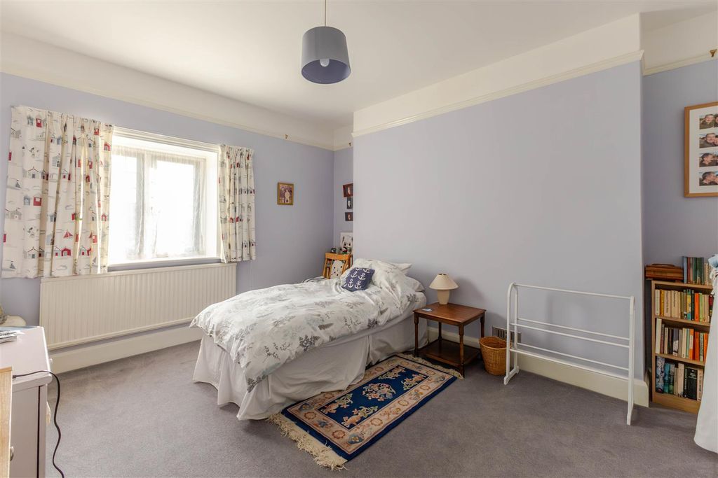 Additional image 16 of 6 bed detached house for saleCollington Avenue, Bexhill-On-Sea TN39