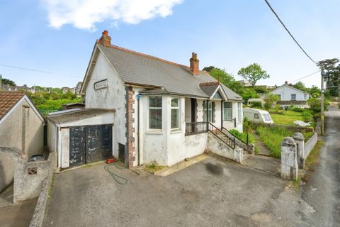 Rocky Park Avenue, Plymouth PL9