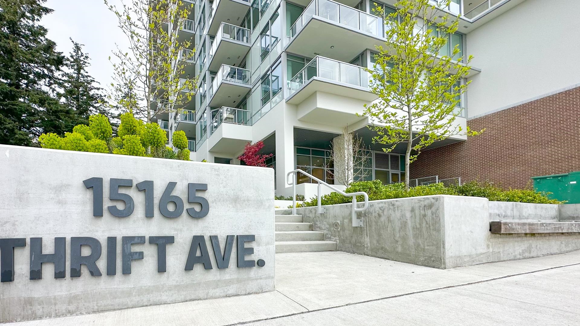 Additional image 2 of 405-15165 Thrift Avenue, Surrey, BC, V4B 0C1
