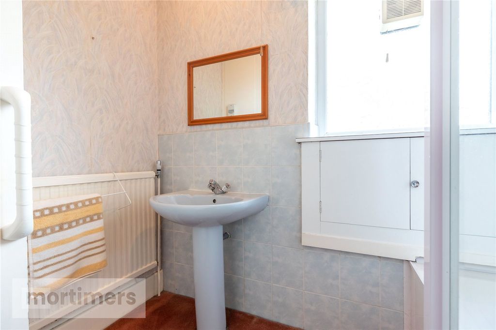 Additional image 32 of 4 bed semi-detached house for saleManchester Road, Accrington, Lancashire BB5