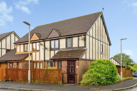 Courtlands Way, Swansea, West Glamorgan SA5
