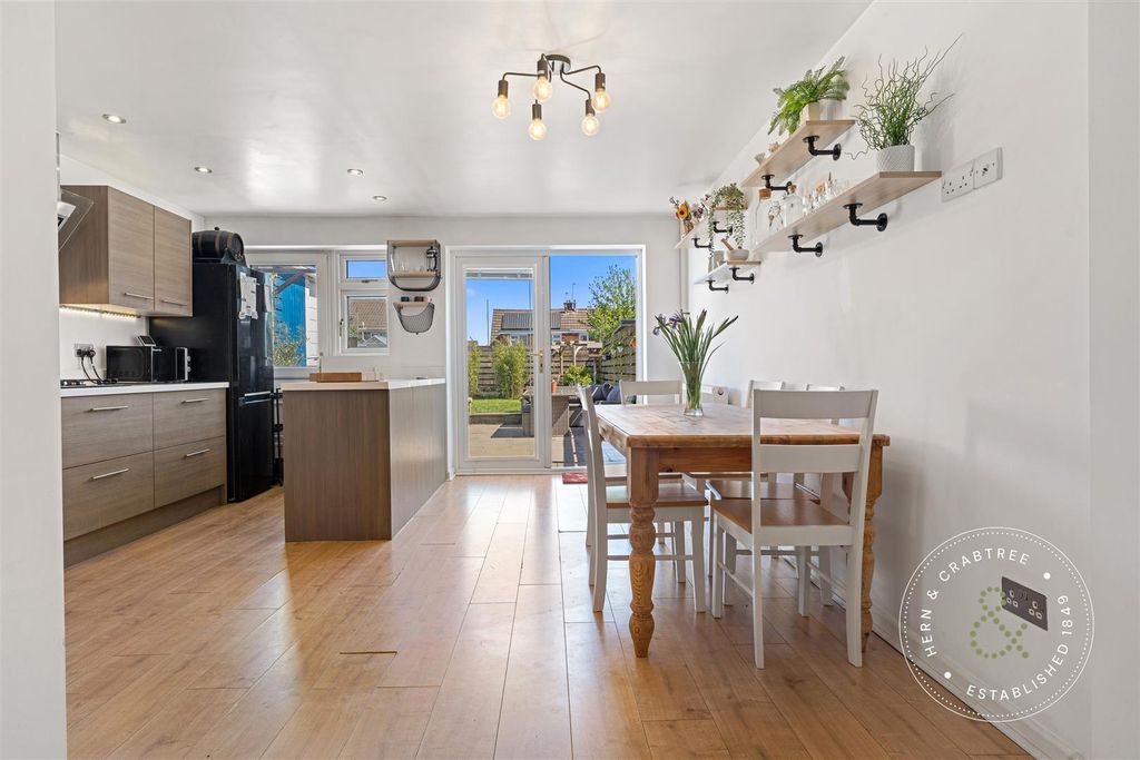 Additional image 23 of 4 bed semi-detached house for saleWell Wood Close, Cardiff CF23