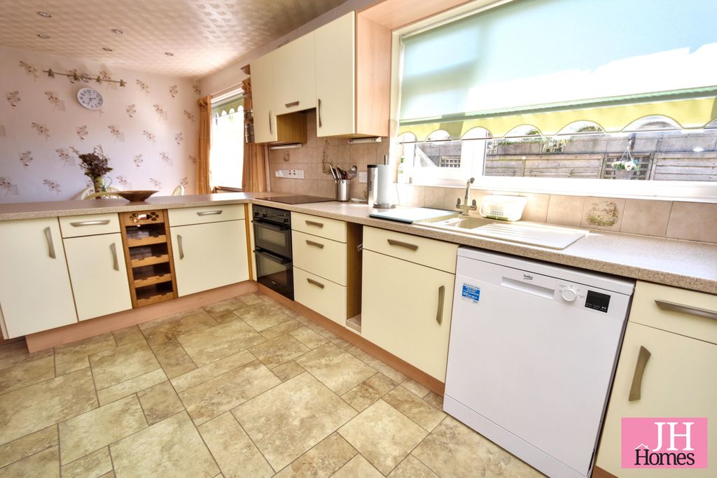 Additional image 5 of 3 bed detached bungalow for saleSilecroft Gardens, Walney, Barrow-In-Furness LA14