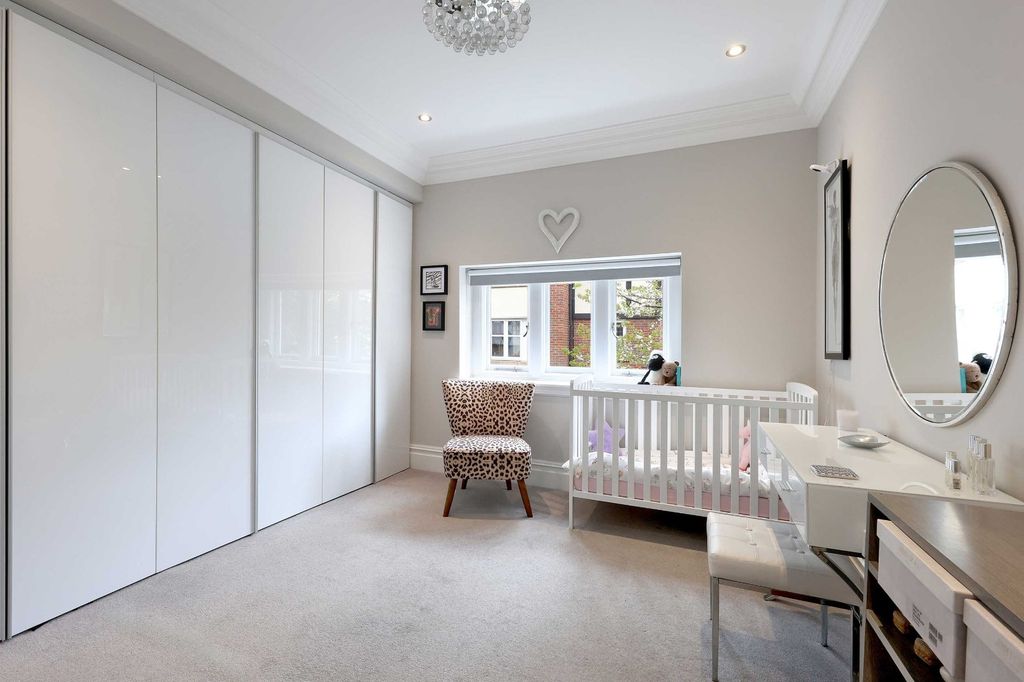 Additional image 16 of 4 bed detached house for saleQueen Elizabeth Crescent, Beaconsfield, Buckinghamshire HP9