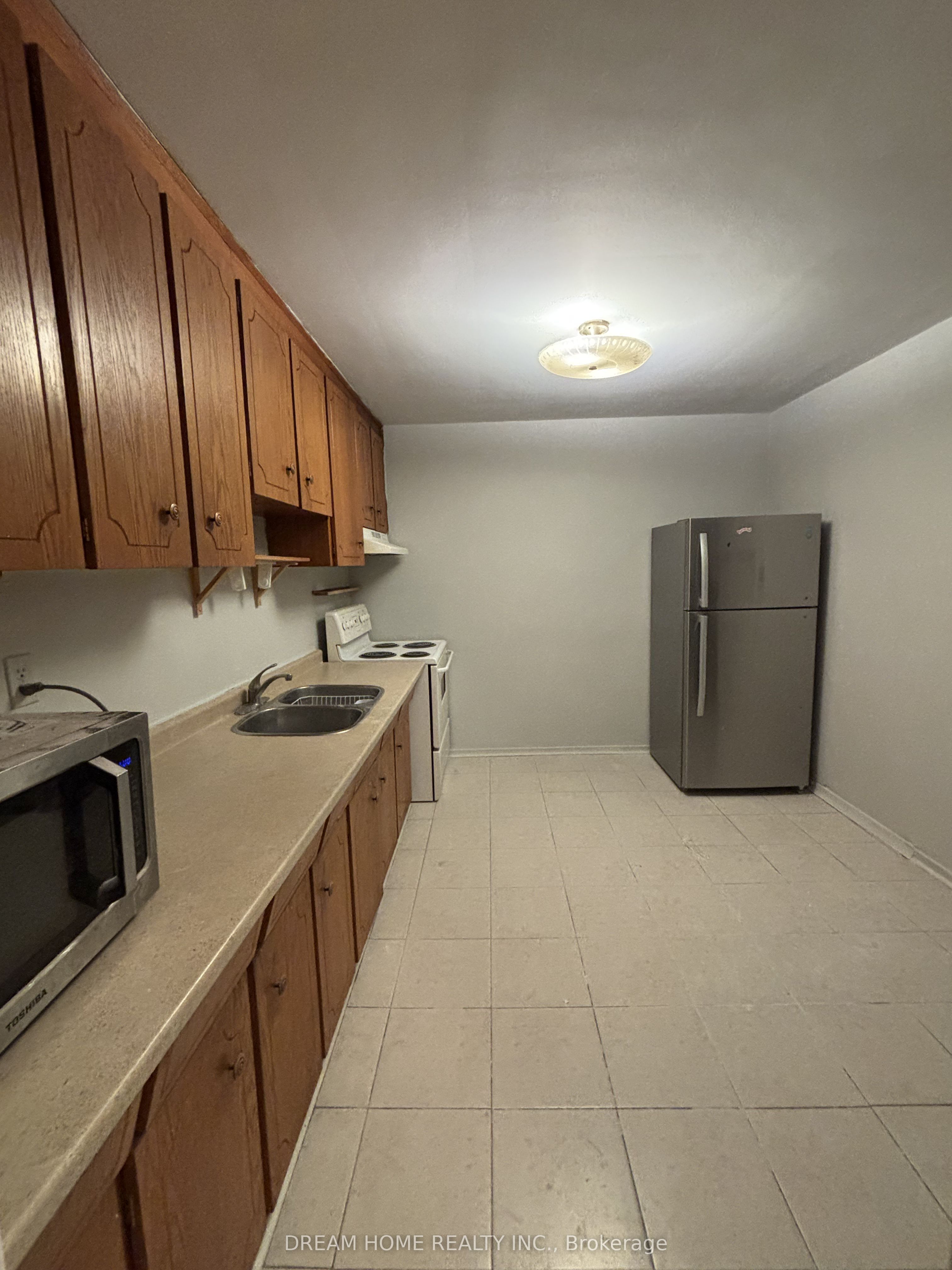 Additional image 6 of 400 Parliament Street, Toronto, ON, M5A 2Z7