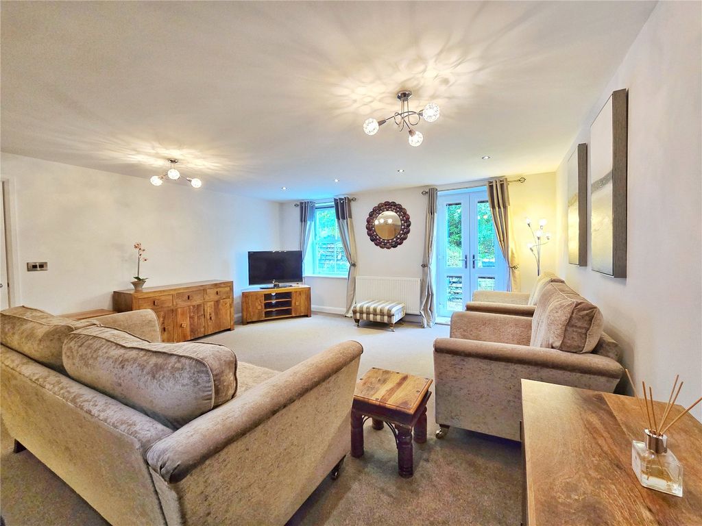 Additional image 3 of 2 bed flat for saleHolly Mount, Holly Mount Way, Rawtenstall, Rossendale BB4