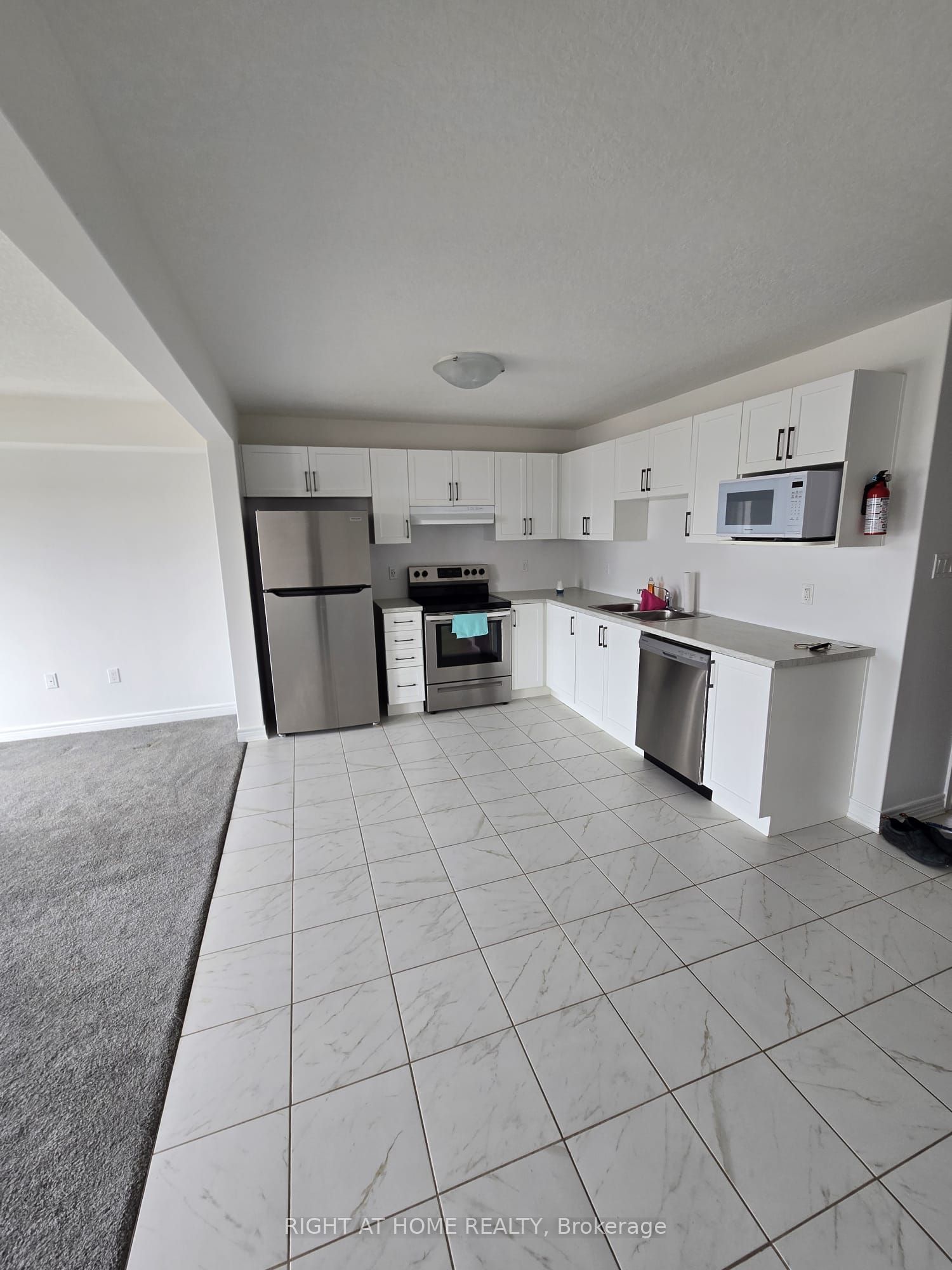 Additional image 3 of 152 Stonebrook Way, Grey Highlands, ON, N0C 1H0