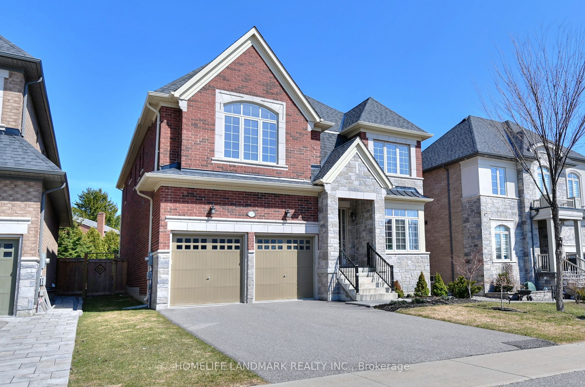 115 Mitchell Place, Newmarket, ON, L3Y 0C7