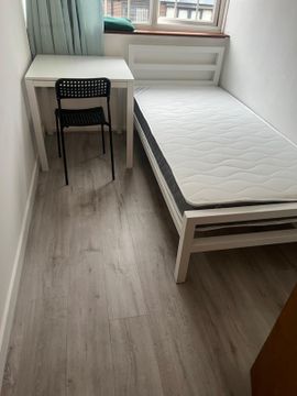West Arbour Street, London E1, Room to rent