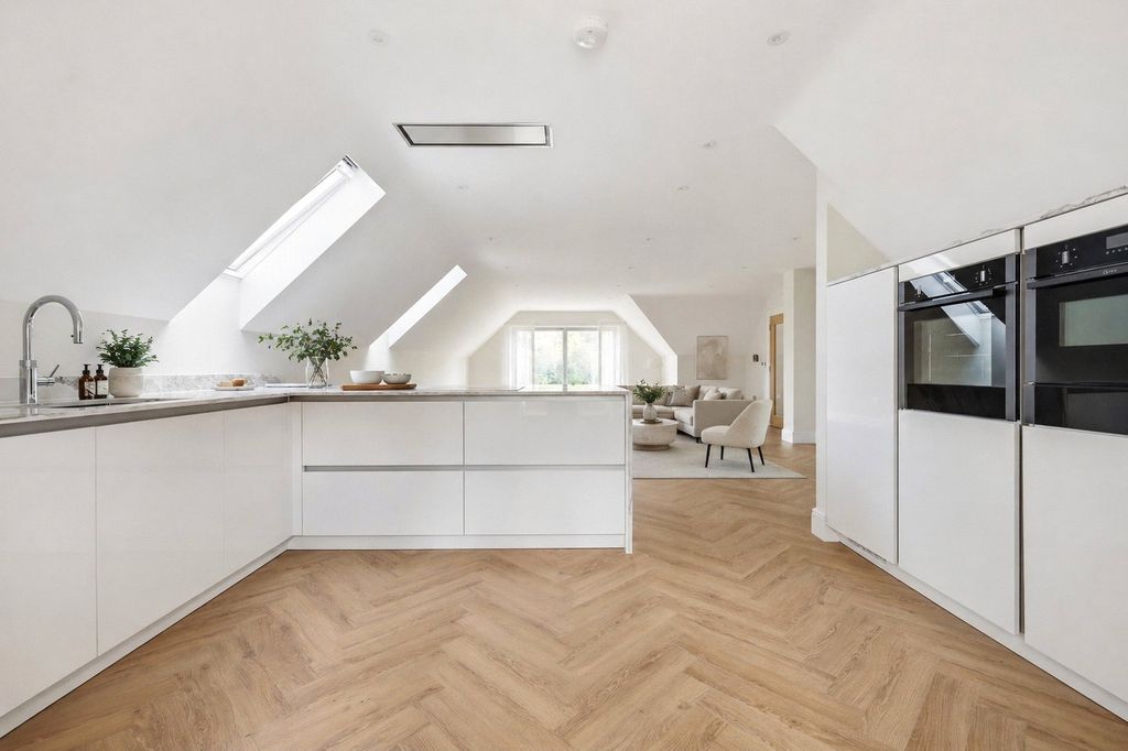 Additional image 16 of 2 bed flat for saleHigh Lane, Stansted, Essex CM24