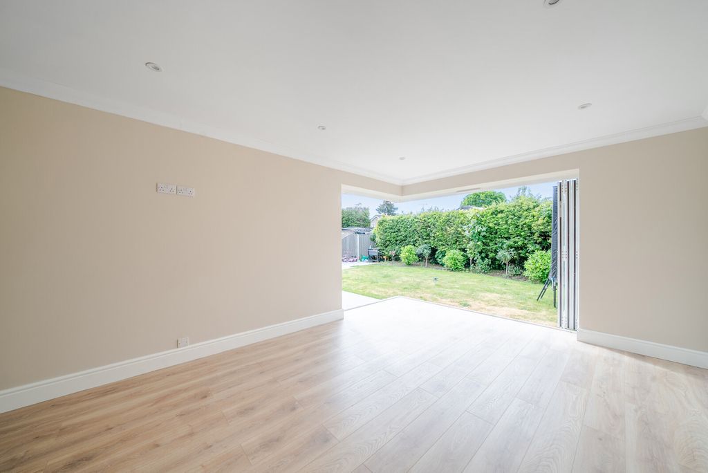 Additional image 11 of 4 bed bungalow for saleMeadow Way, Addlestone KT15