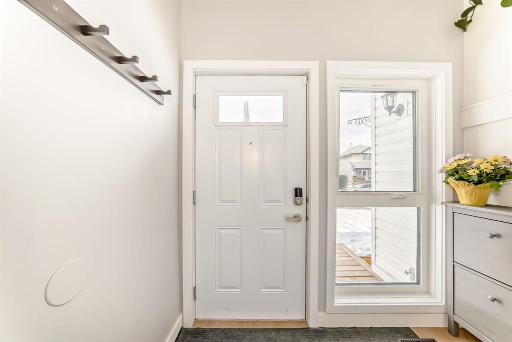 Additional image 4 of 45 Hidden Hills Way NW, Calgary, AB, T3r5t1