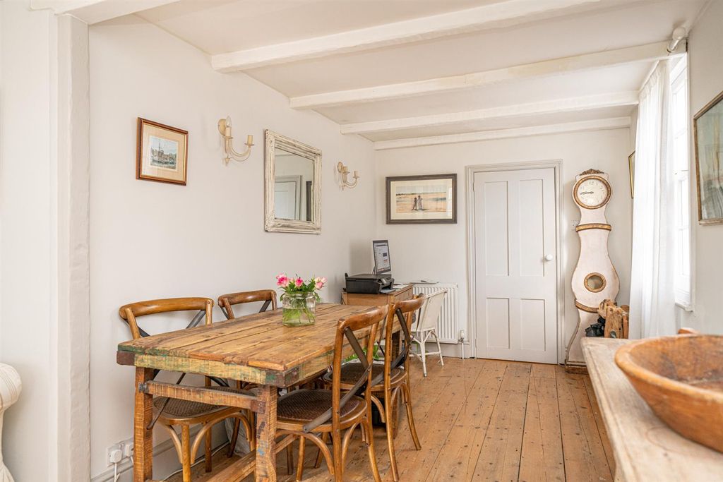 Additional image 3 of 2 bed detached house for saleChapel Street, Berkhamsted HP4