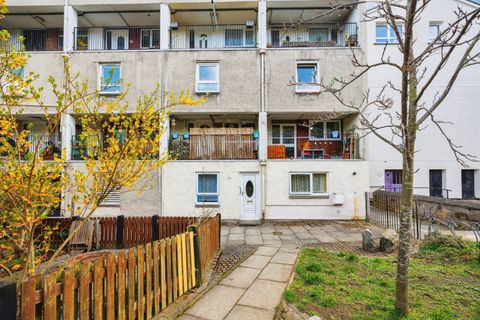 Viewcraig Gardens, Edinburgh EH8