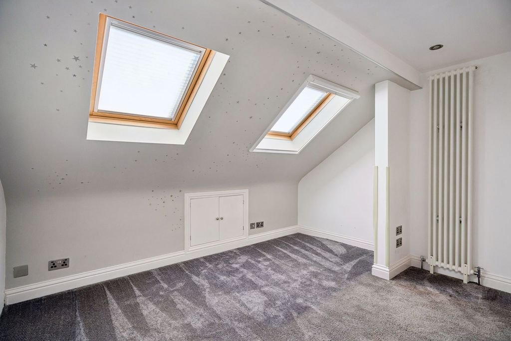 Additional image 11 of 5 bed semi-detached bungalow for saleSt Georges Drive, Carpenders Park, Watford WD19