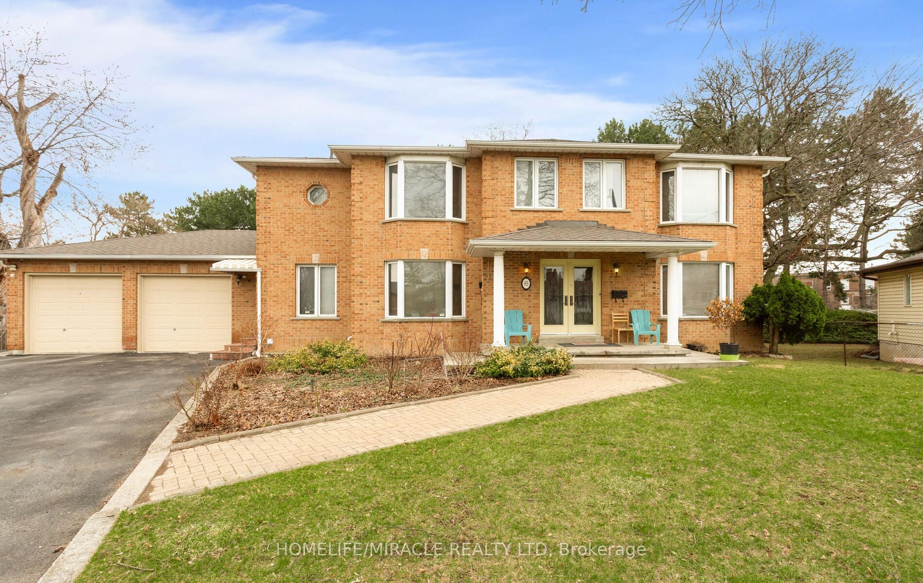 85 Harlow Crescent, Toronto, ON, M9V 2Y8 photo 3
