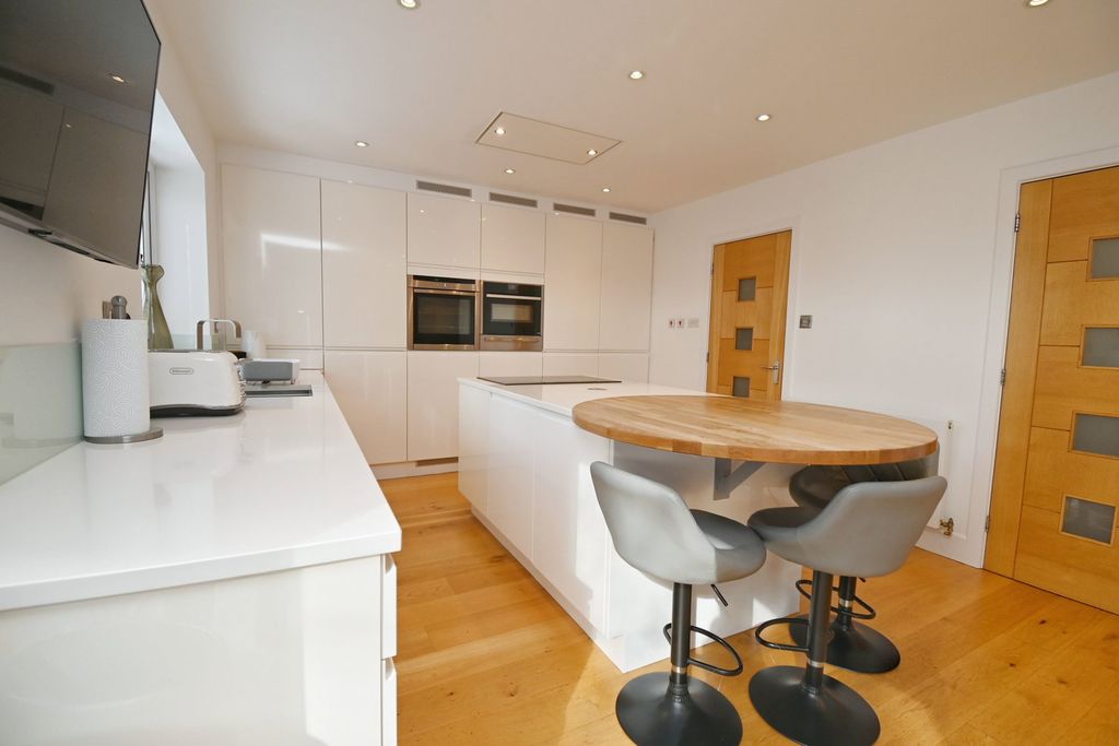Additional image 4 of 4 bed detached house for saleSt. Marys Garden, Worsbrough Village, Barnsley S70