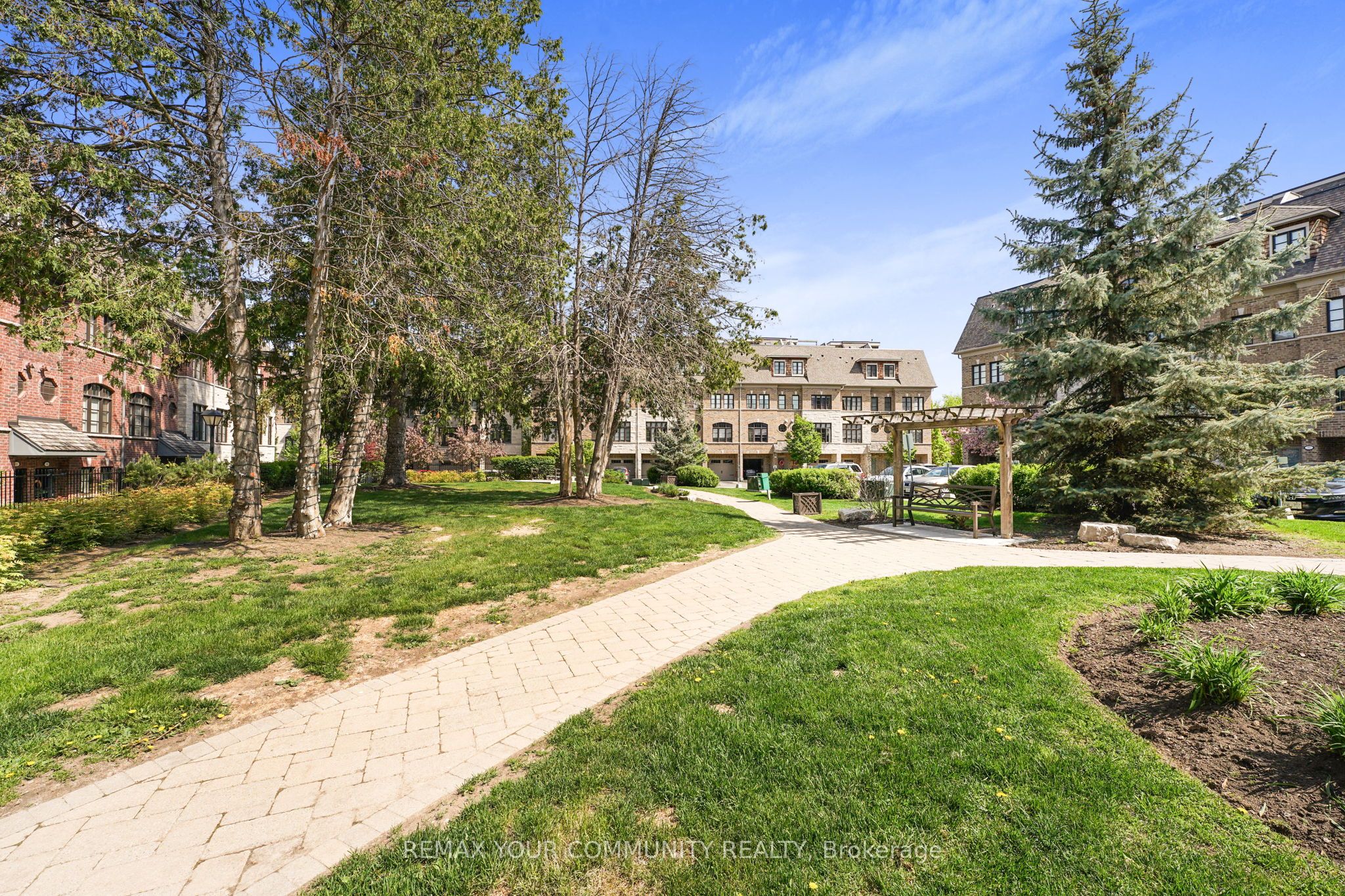 16 Agar Lane, Vaughan, ON, L4L 0C5